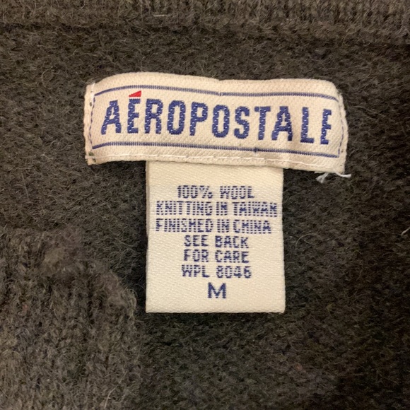 DISTRESSED AEROPOSTALE GREEN SWEATER - Picture 2 of 14
